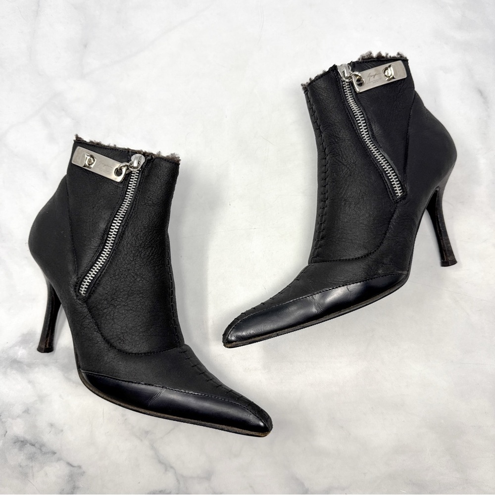 Giuseppe Zanotti Vicini Vintage Y2K Shearling Zip Pointed Ankle Booties Black 36